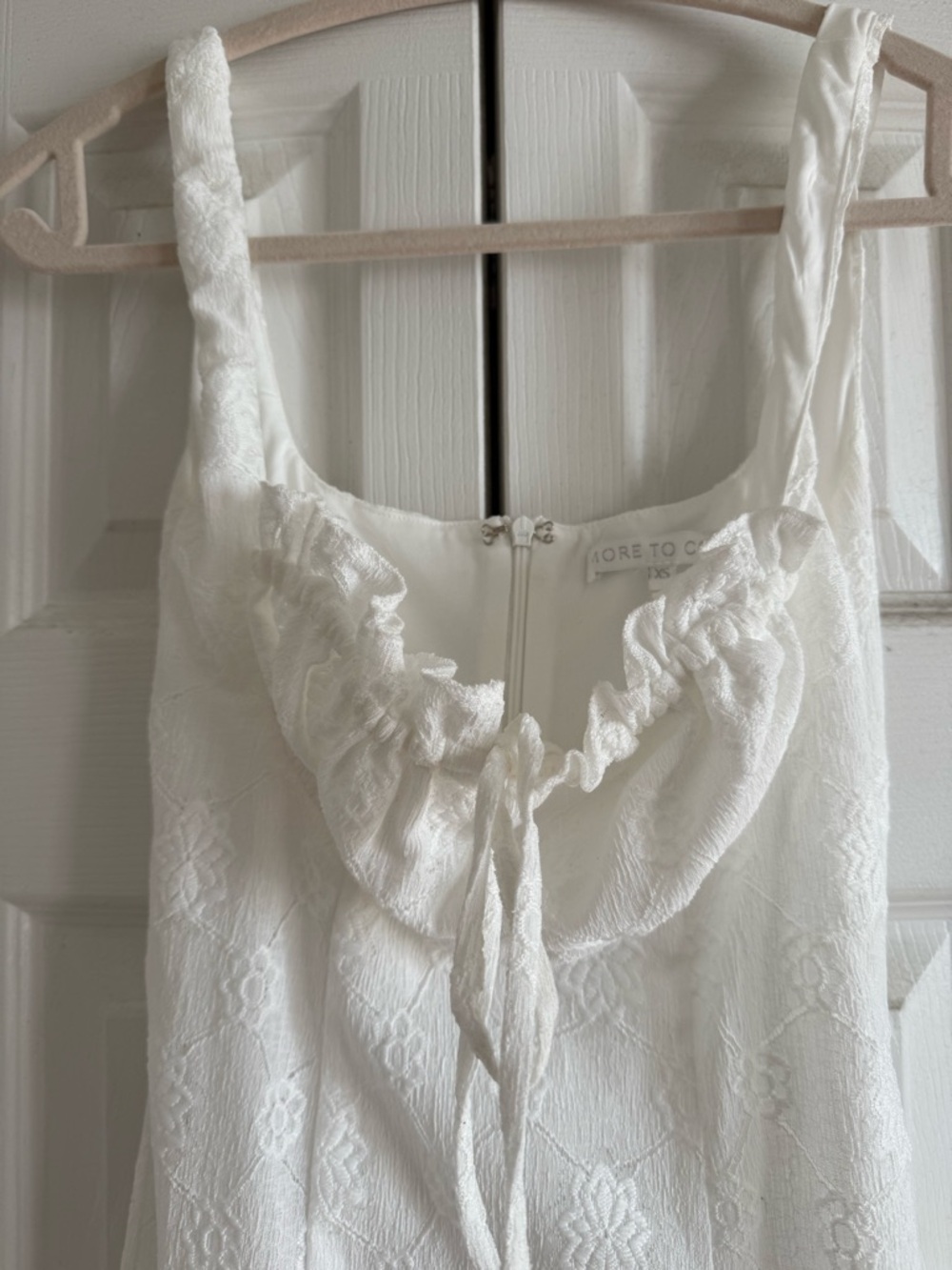 More to Come Revolve White dress, floral embroidery - Picture 7 of 7